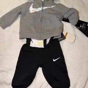 Nike Gray and Black Kids Matching Set